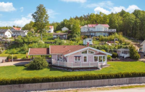 2 Bedroom Lovely Home In Uddevalla, Uddevalla